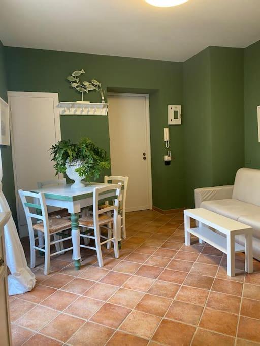 Casa Vacanza Al Duomo: เชฟาลู ภายนอก รูปภาพ